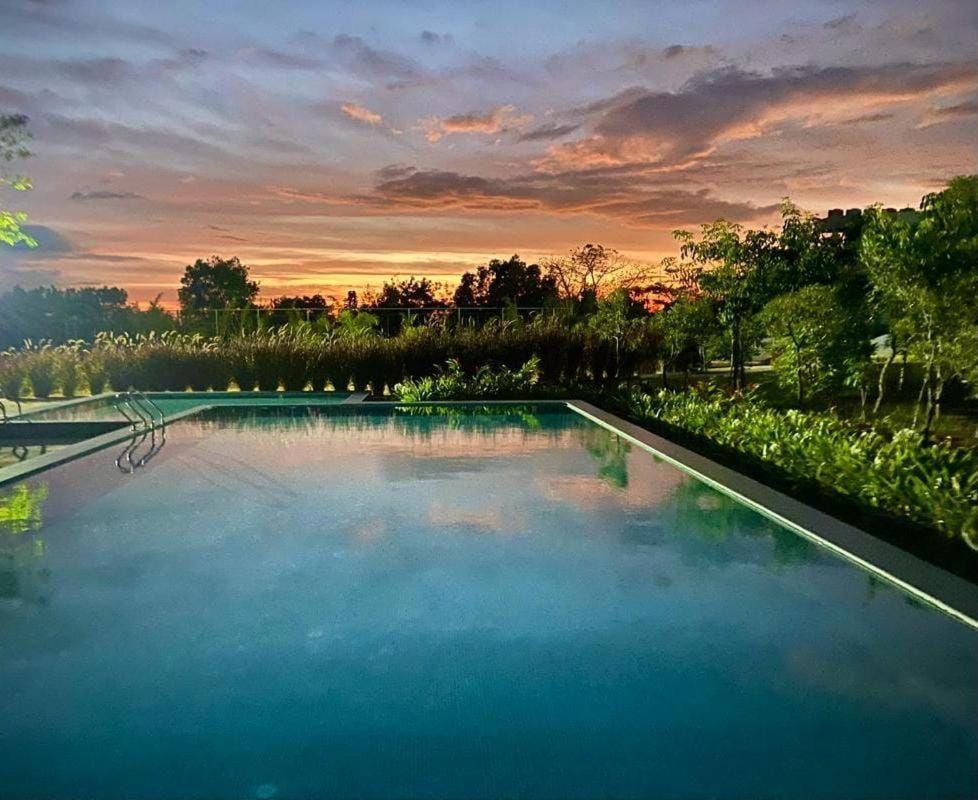 White Lake Resort Bilikere Экстерьер фото